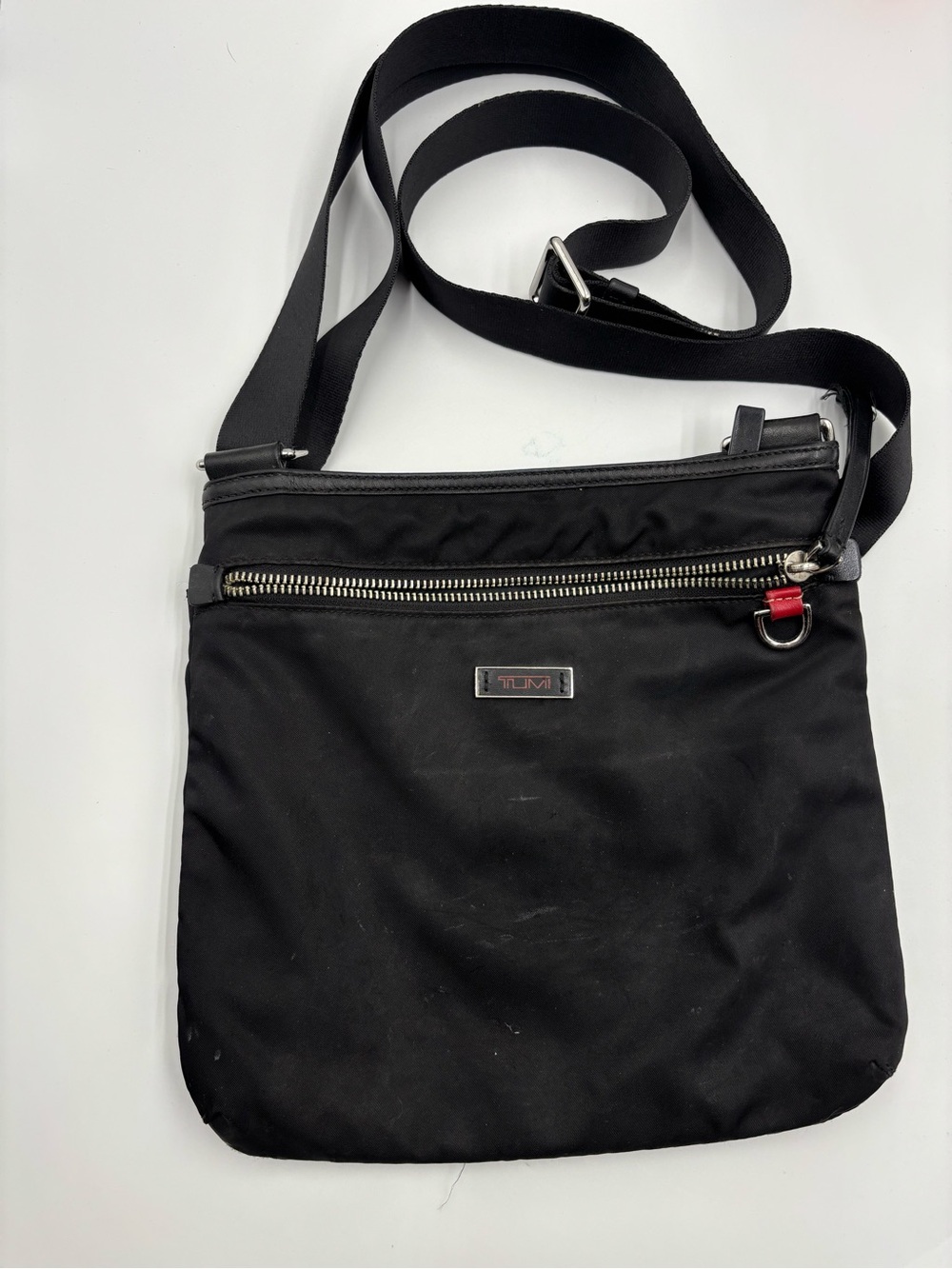 Tumi Crossbody black Shoulder Messenger Bag Zip Pockets Travel Nylon 9x9